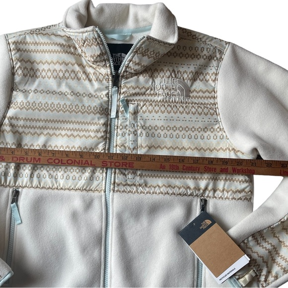 The North Face Retro Denali Jacket Kids XL NWT - Picture 8 of 9